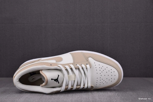 Red Jordan University 1 Sail FB7168-121 Low SE Rattan 1212